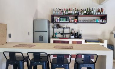 Casa en venta con alberca a y un diseño tropical en Yautepec,  Morelos