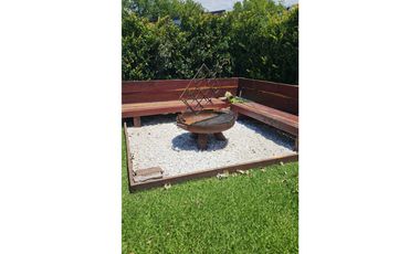 Hermosa casa en venta - Barrio Las Casuarinas