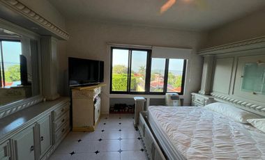 Casa en Venta en zona Burgos