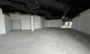 LOCAL COMERCIAL EN PLANTA ALTA, EN RENTA EN  PERIFERICO DE LA JUVENTUD