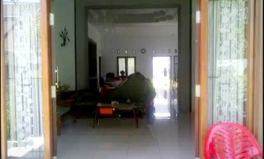 Rumah Nyaman 829m² Bisa Untuk Usaha Solo Kota