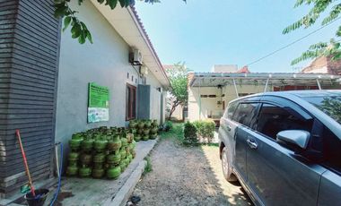 Rumah Nyaman 829m² Bisa Untuk Usaha Solo Kota