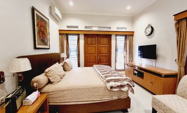 Rumah Mewah Lux 2.5 Lt Full Furnished Solo Kota