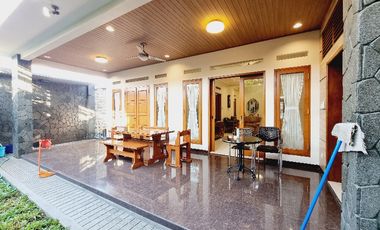 Rumah Mewah Lux 2.5 Lt Full Furnished Solo Kota