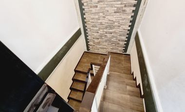 Rumah Mewah 2 Lt Akses Jln Lebar Banjarsari Solo