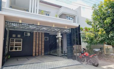 Rumah Mewah 2 Lt Akses Jln Lebar Banjarsari Solo