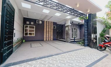 Rumah Mewah 2 Lt Akses Jln Lebar Banjarsari Solo