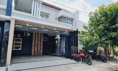 Rumah Mewah 2 Lt Akses Jln Lebar Banjarsari Solo