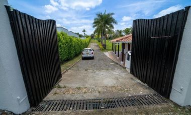 CASA CAMPESTRE EN ARRIENDO  VIA AEROPUERTO EL EDEN/ QUINDIO