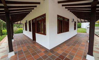 CASA CAMPESTRE EN ARRIENDO  VIA AEROPUERTO EL EDEN/ QUINDIO