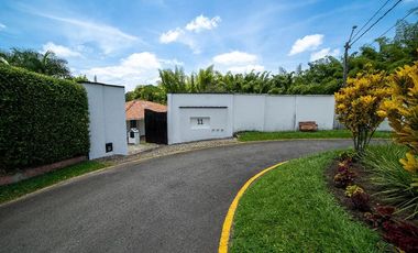 CASA CAMPESTRE EN ARRIENDO  VIA AEROPUERTO EL EDEN/ QUINDIO