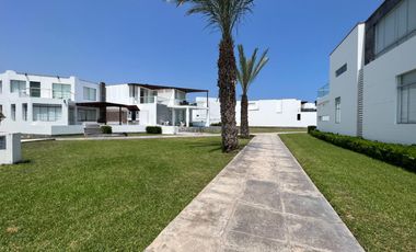 Hermosa Casa Amoblada En Condominio Moravia I, Km. 89.9 Panamericana Sur!