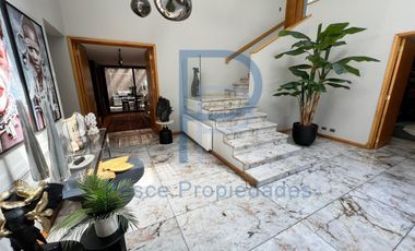 VISTA SANTUARIO*HERMOSA CASA MEDITERRÁNEA CON SEGURIDAD 24/7