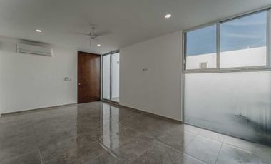 CASA EN VENTA EN PRIVADA EL ORIGEN, MERIDA, YUCATAN.