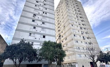 Departamento en Venta sobre Av. Mitre. 1 dormitorio Pleno centro Campana.