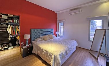 Casa en Venta de 3 dorm. Parque con pileta, galería y parrilla. Barrio Parque Las Picadas