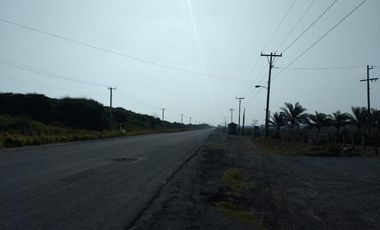 Casa en venta en Veracruz de descanso camino Alvarado lado playa.