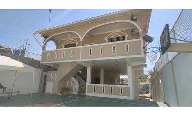 Alquilo casa amoblada en Villamil Playas