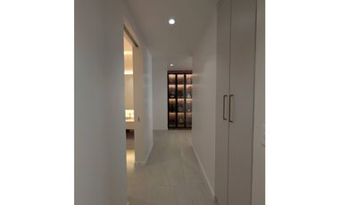 Departamento de lujo piso 17 frente al mar – Skorpios, Manta