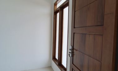 Jual Rumah Redy Stok dengan Suasana yang Asri, Cilengkrang Ciwaru