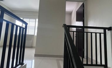 Rumah Hoek 2 Lantai Cluster Vienna Modernland Tangerang Siap huni