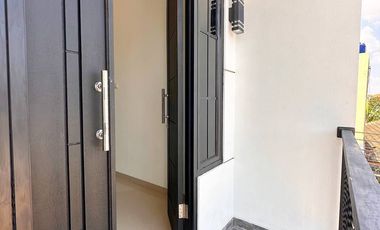 Rumah 2 Lantai kalisari pasar rebo jaktim