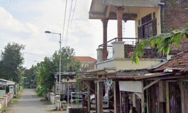 RUMAH 2 LANTAI DI DESA WONOREJO, TROWULAN MOJOKERTO