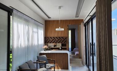 Dijual villa full perabotan lengkap dengan kolam renang pribadi