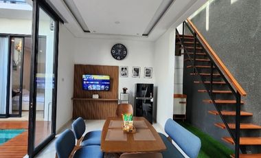 Dijual villa full perabotan lengkap dengan kolam renang pribadi