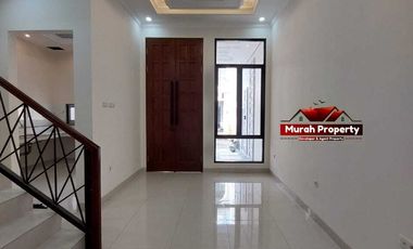 TOWNHOUSE DI JLN M.KAHFI 1 TANAH BARU DEPOK