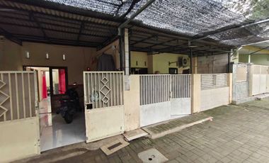 RUMAH DAN TANAH LUAS DI KELURAHAN GROGOL, TULANGAN SIDOARJO