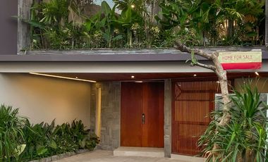Luxury Villa 2 Lantai Fully Furnished Lokasi Strategis Ungasan