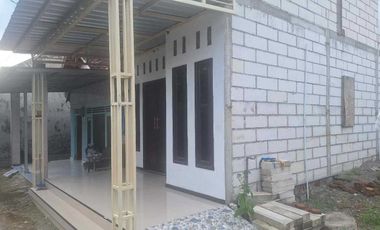 RUMAH DI DESA KEDUNGWONOKERTO, PRAMBON, SIDOARJO