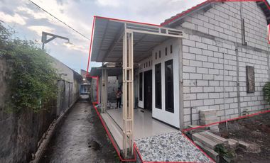 RUMAH DI DESA KEDUNGWONOKERTO, PRAMBON, SIDOARJO