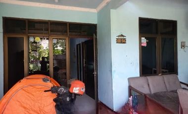 KRUMAH DI DESA PEPE, SEDATI SIDOARJO