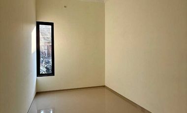 dijual rumah di sleman dekat kampus uii di jalan kaliurang km 11