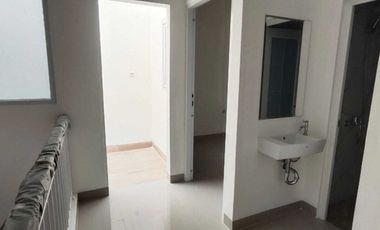 Di Jual Rumah Ekonomi 2Lt Cartport Dekat Stasiun Sawah Besar Jak-Pus