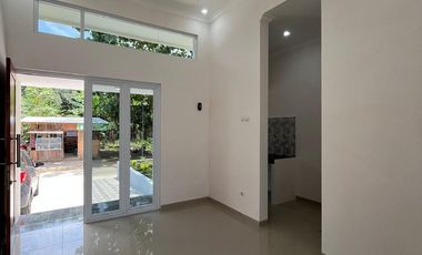 dijual rumah di sleman dekat pasar godean margoluwih seyegan sleman