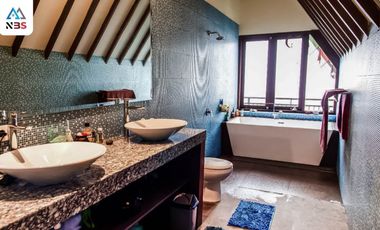 Dijual Villa dengan pemandangan danau & gunung lokasi Bedugul Tabanan