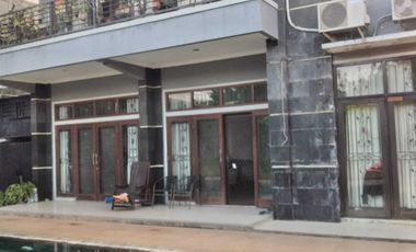 Rumah Raya Sesetan Bali, mewah full Furnish MURAH