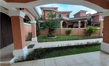 ALQUILER CASA CLAYTON 552M2 RESIDENIAL CLAYTON  VILLAGE CV