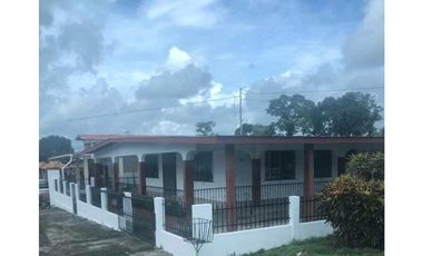 ALQUILO CASA EN LA CHORRERA LA REVOLUCIONES