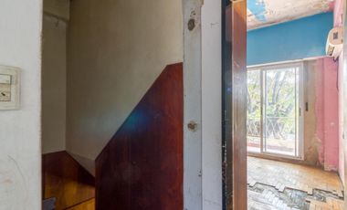 VENTA PH 4 AMB C TERRAZA A RECICLAR. ALBARIÑO 3500. VILLA LUGANO. CABA