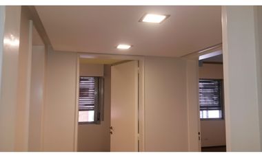 AMPLIO DEPARTAMENTO DESTINO COMERCIAL