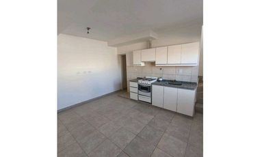 VENTA DE DUPLEX A ESTRENAR EN B° NATANIA 47- LUZURIAGA, MAIPÚ