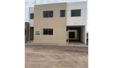 VENTA DE DUPLEX A ESTRENAR EN B° NATANIA 47- LUZURIAGA, MAIPÚ