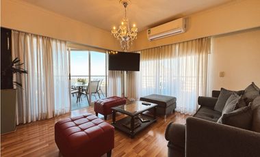 Venta piso exclusivo 3 dormitorios y cochera zona Parque.