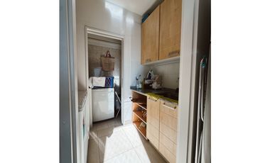 Venta piso exclusivo 3 dormitorios y cochera zona Parque.