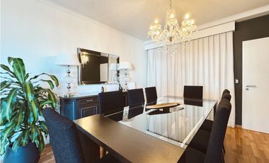 Venta piso exclusivo 3 dormitorios y cochera zona Parque.