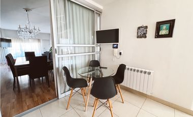 Venta piso exclusivo 3 dormitorios y cochera zona Parque.